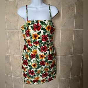 Forever 21 Hawaiian Summer Dress Size Medium